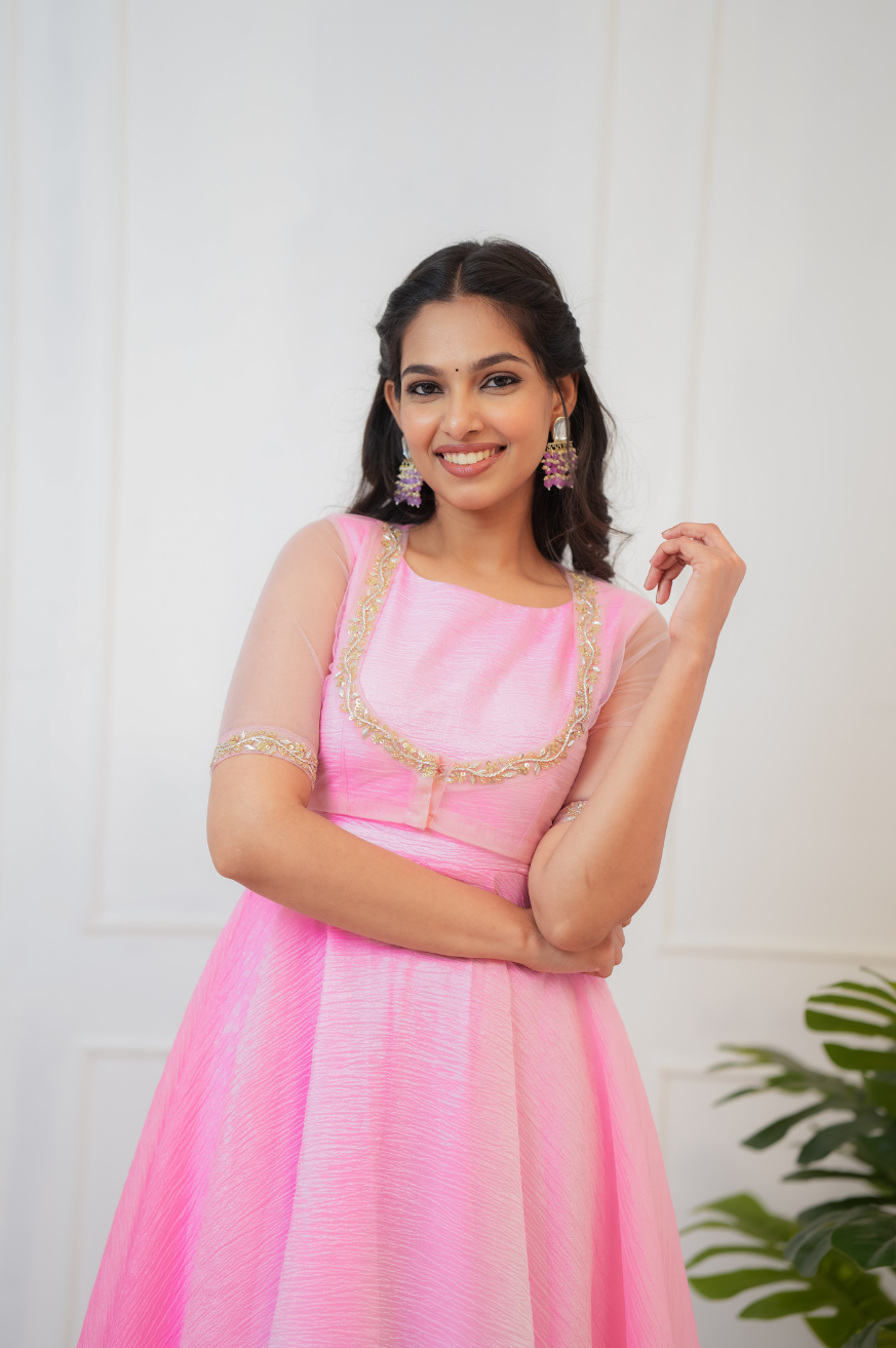 Jaanu Collection
Premium Designer Anarkali